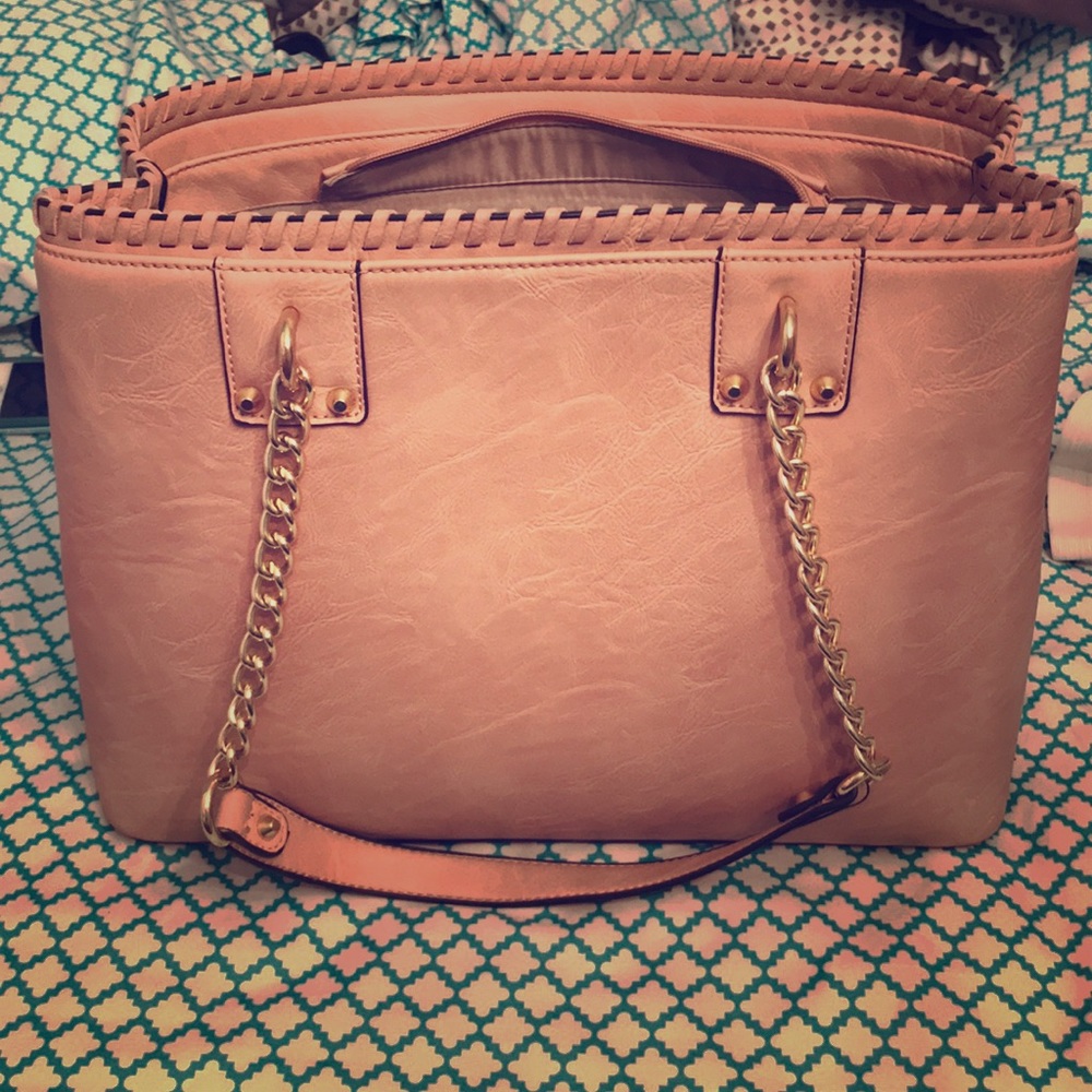 Cute!! Pink purse